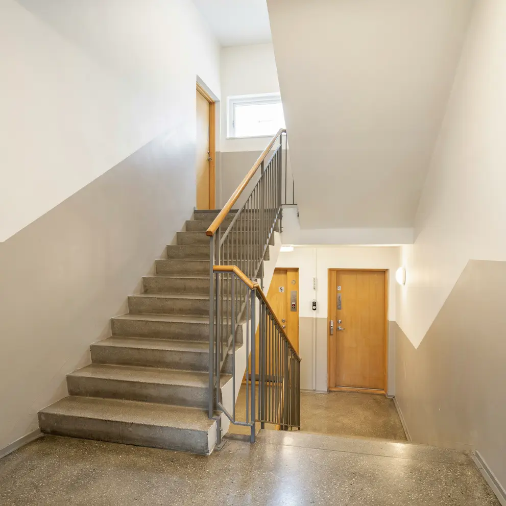trapphusrenovering malning danderyd djursholm stockholm